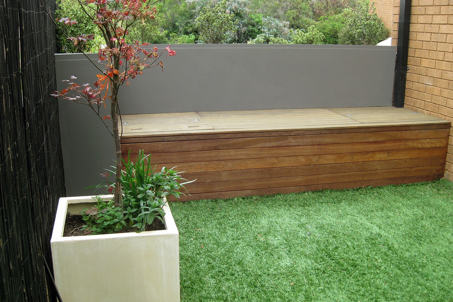 Daybeds - Canberra Decks